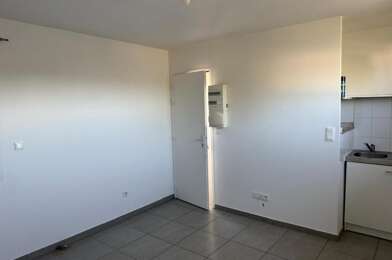 Appartement 3 pièces 700 €