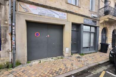 Local industriel  247000 €