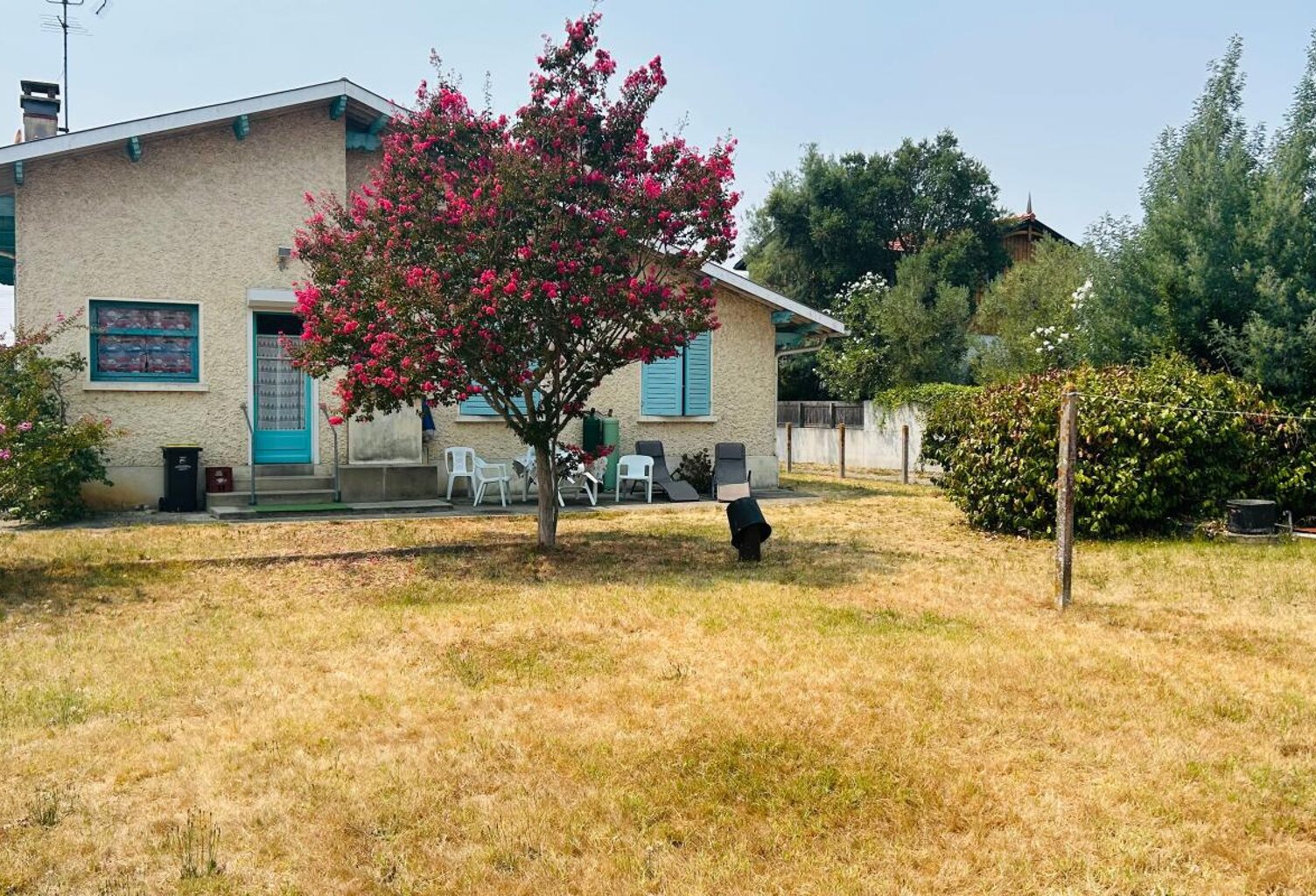Maison à vendre à La Teste-de-Buch – 3 chambres, jardin et beau potentiel — photo 1