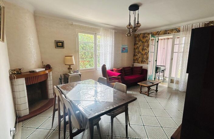Maison à vendre à La Teste-de-Buch – 3 chambres, jardin et beau potentiel — photo 2