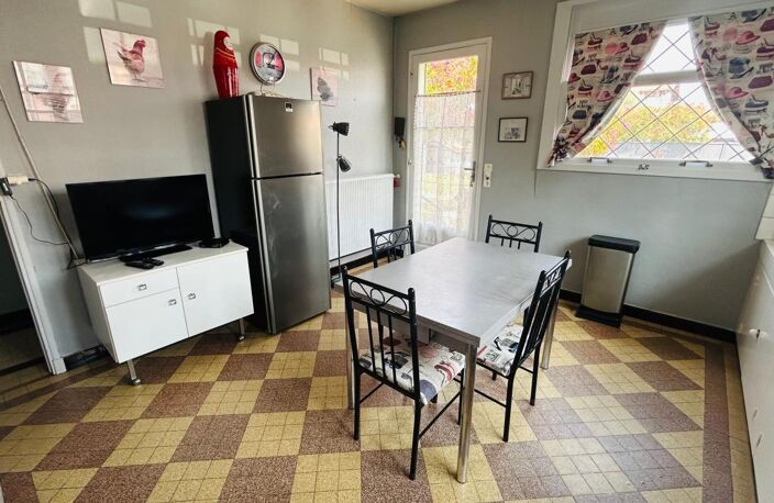 Maison à vendre à La Teste-de-Buch – 3 chambres, jardin et beau potentiel — photo 4