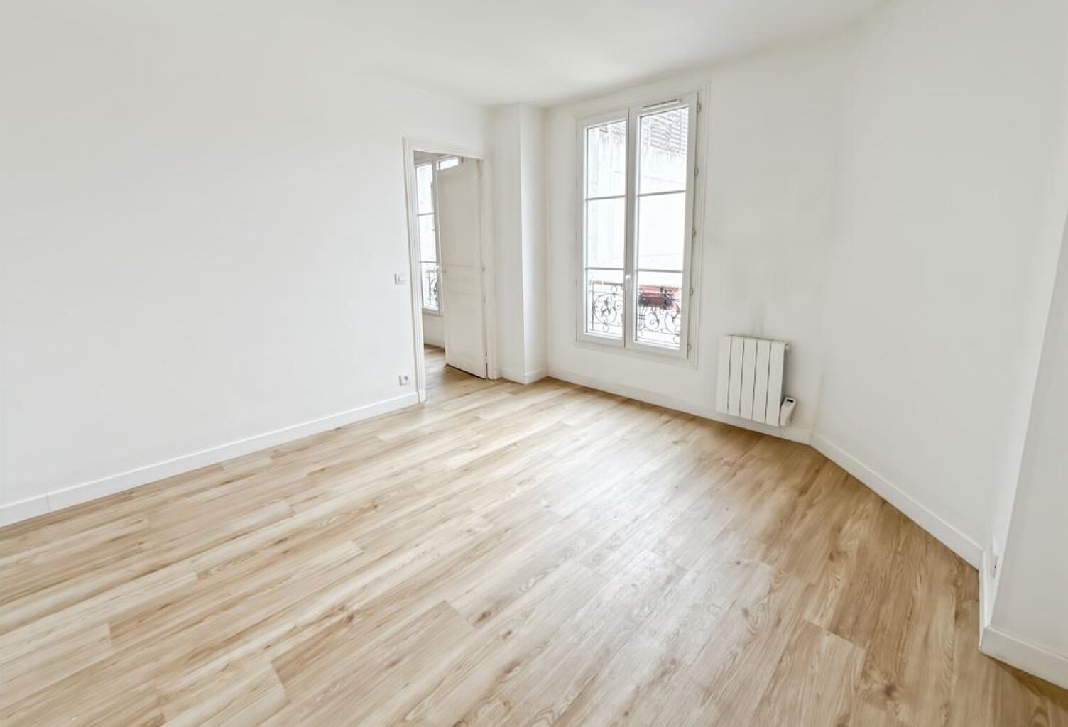 Appartement À Vendre — photo 1