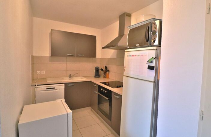 Appartement  2 pièce(s) 38m² avec place de parking libre — photo 2