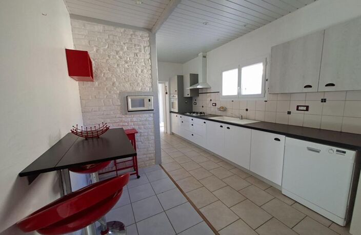 Jolie petite Maison  en pierre Saint-Estèphe 5 pièce(s) 80 m2 — photo 2