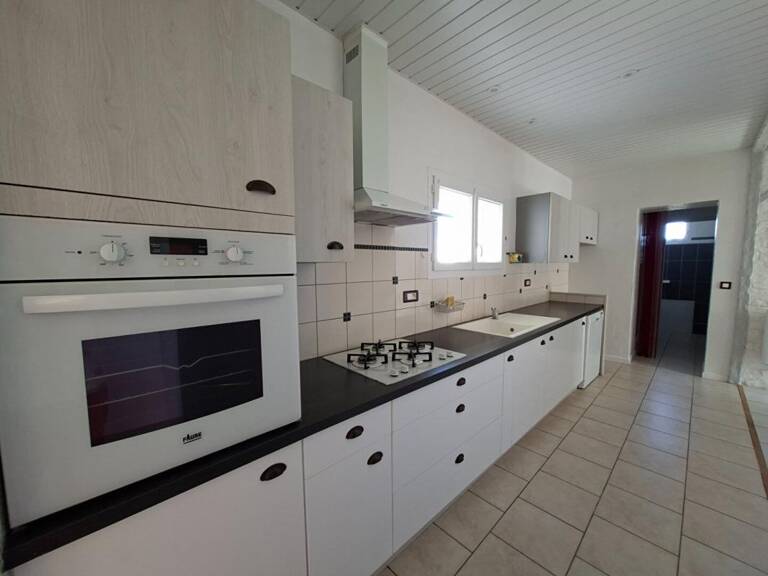 Jolie petite Maison  en pierre Saint-Estèphe 5 pièce(s) 80 m2 — photo 1