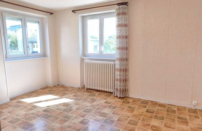 29520 Châteauneuf du Faou maison mitoyenne au calme 3 chambres cuisine salon bureau et garage — photo 2