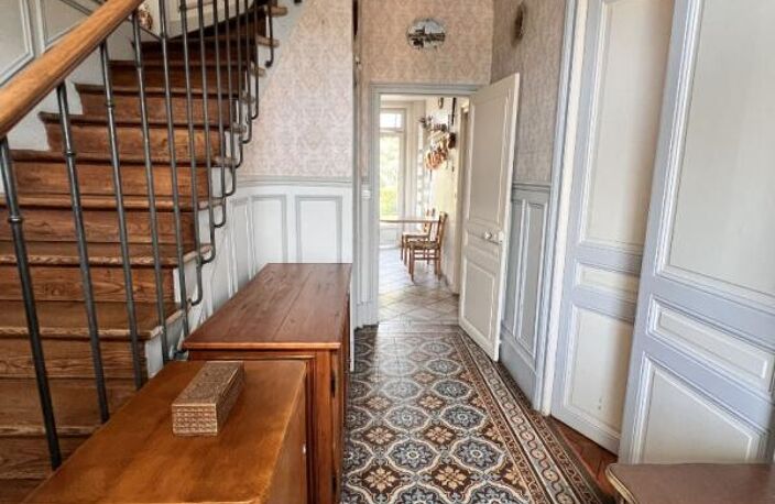 78200 MANTES LA JOLIE, Maison 7 pièce(s) 130 m2, 4 chambres, jardin clos de murs, sous-sol total — photo 2