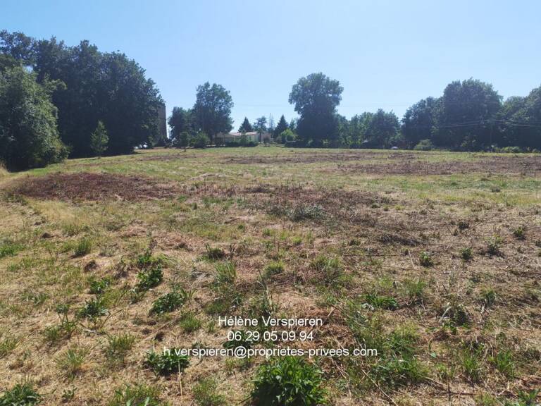 Beau terrain constructible de 8294 m2 — photo 1