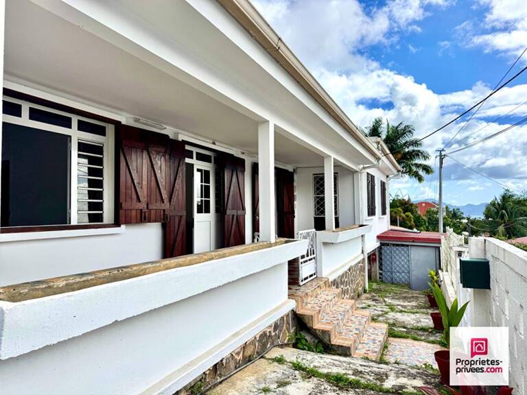 NOUVEAUTÉ - EXCLUSIVITÉ - Maison F8 Spacieuse et Lumineuse - 134 m2- Fort-de-France — photo 1
