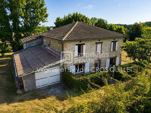 Maison de caractère secteur Lavaur 255 m2 + annexes sur grande parcelle — photo du bien
