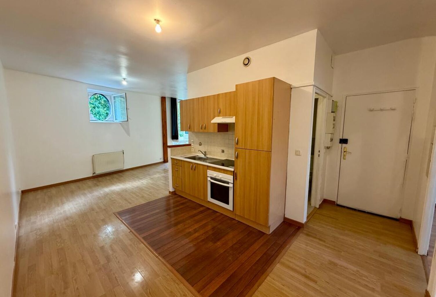 Appartement À Louer — photo 1