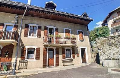 Maison de village d'une surface totale de 190 m² à — photo du bien