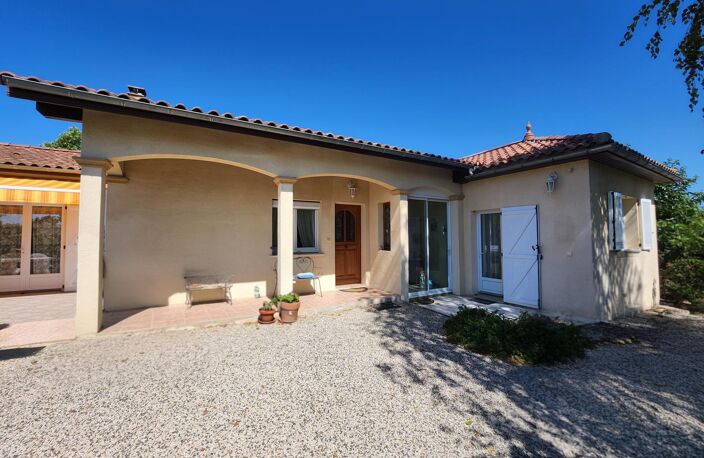 Maison avec piscine et 2 studios — photo 3