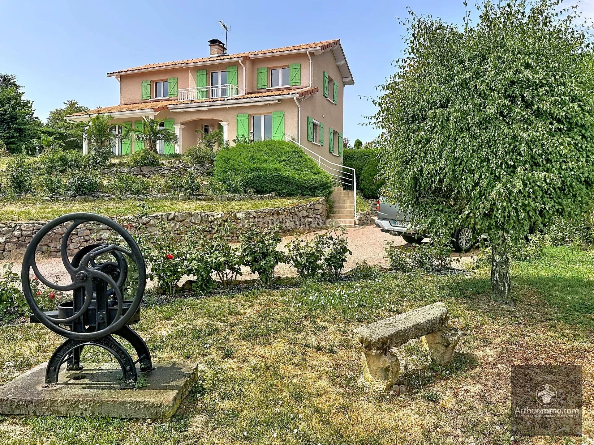 Maison 5 pièces 120 m² · à Villemontais · 120 m² · 248 000 €