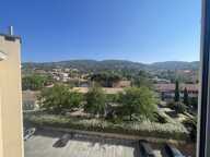 APPARTEMENT T4 AU CŒUR DE DRAGUIGNAN DE 70,39 M² — photo 4
