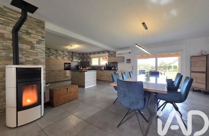 Vente Maison/villa 6 pièces — photo 2