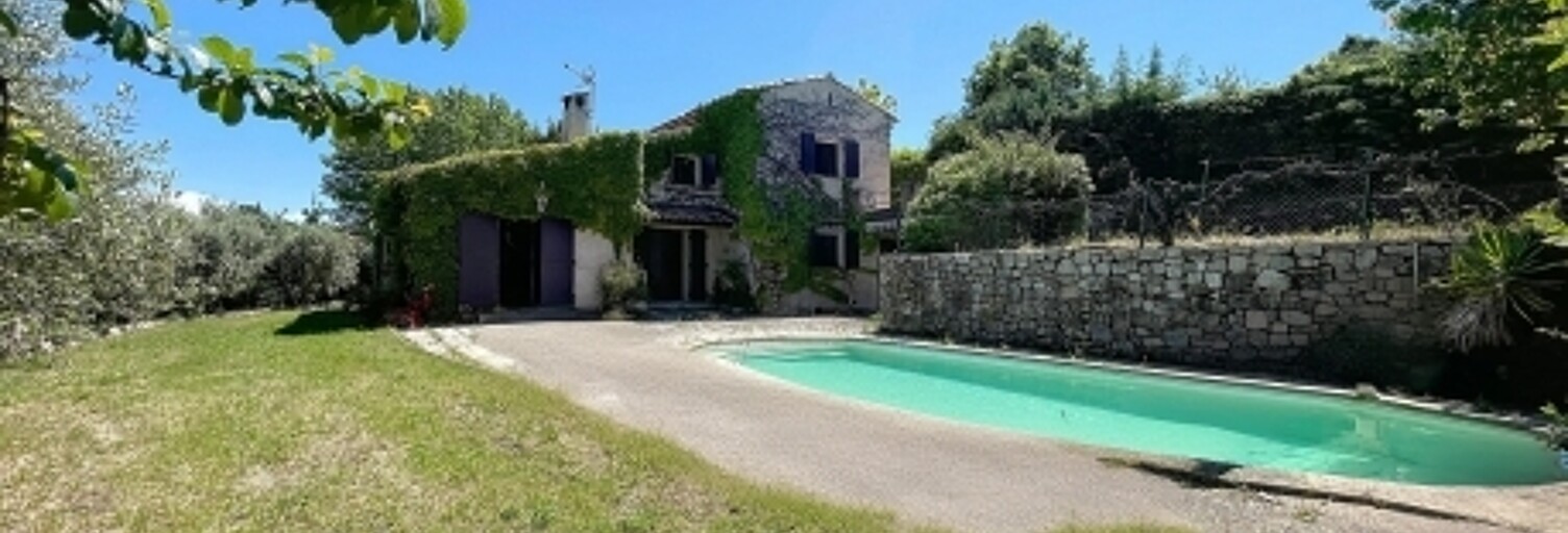 Maison 8 Pièces 168 m² à vendre à Fayence (83440)