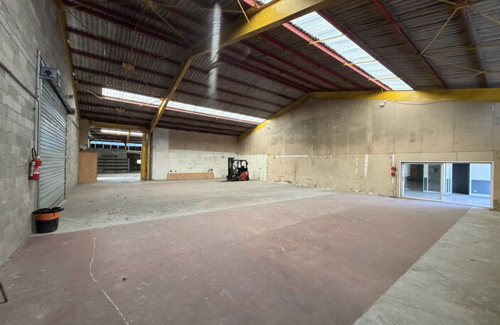 CHATEAUDUN (Forte visibilité) Bâtiment industriel — photo 3