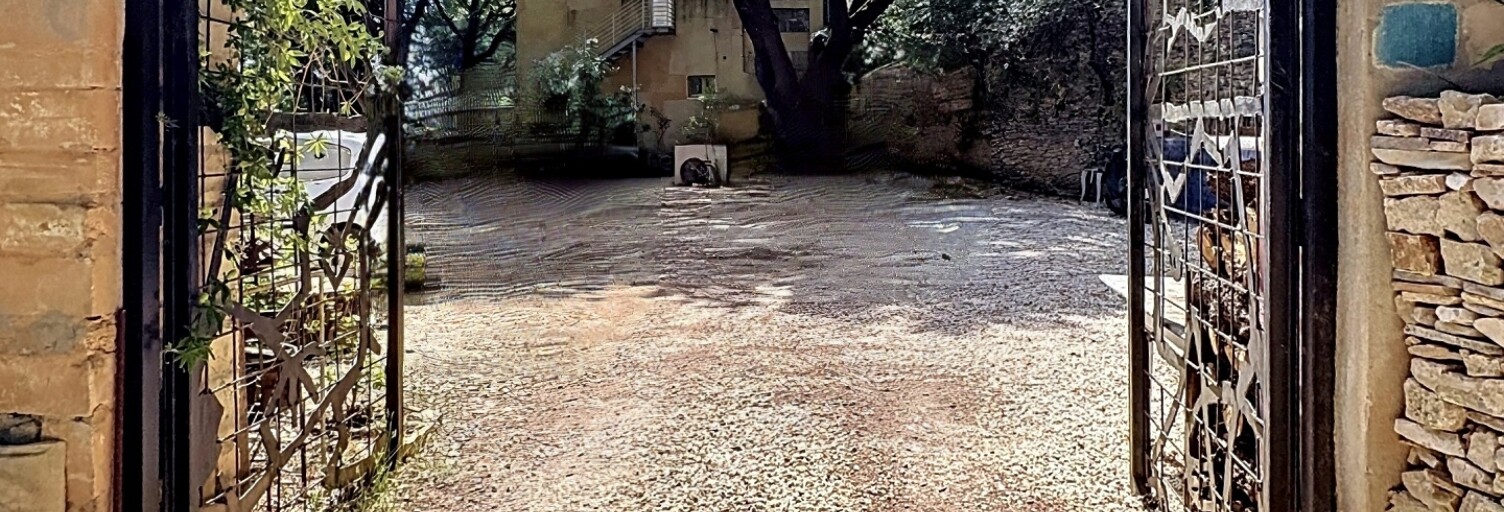 Maison 18 Pièces 450 m² à vendre à Apt (84400)
