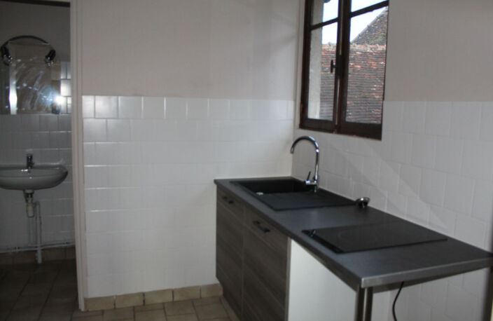 Appartement F1 avec terrasse — photo 3