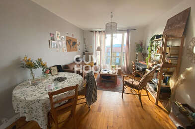 Appartement 3 pièces 684 €