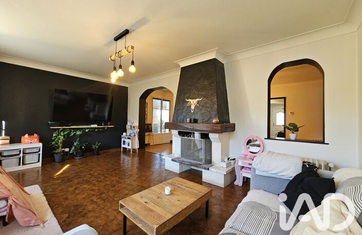 Vente Maison/villa 5 pièces — photo 2