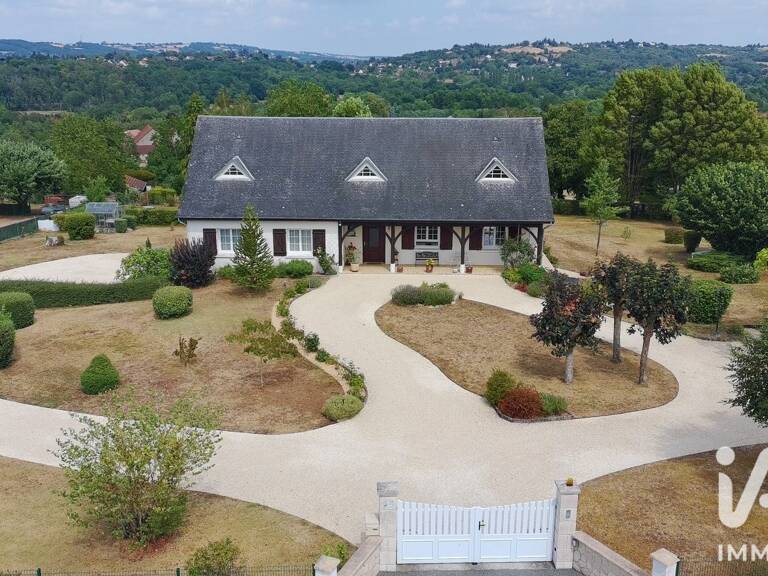 Vente Maison/villa 7 pièces — photo 1