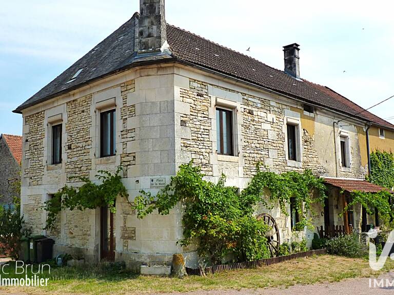 Vente Maison de village 9 pièces — photo 1