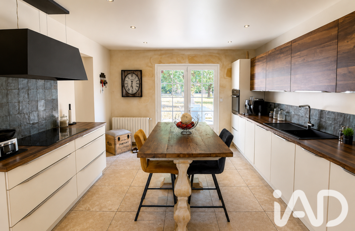 Vente Maison/villa 8 pièces — photo 2