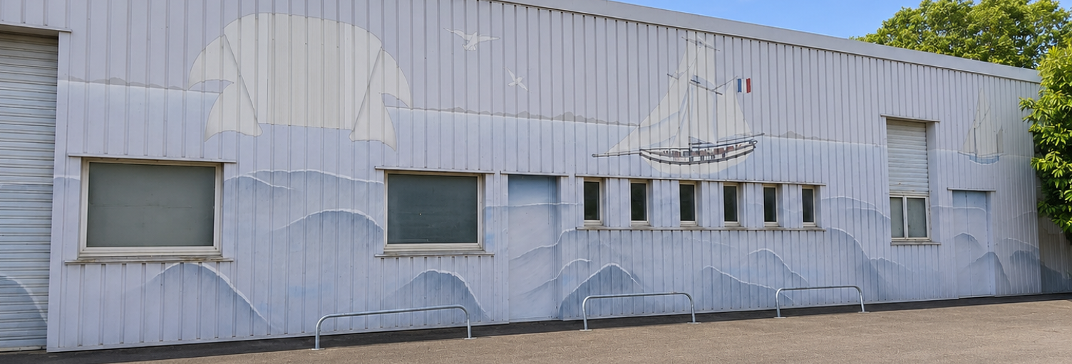 Commerce  2400 m² à vendre à Les Mureaux (78130)