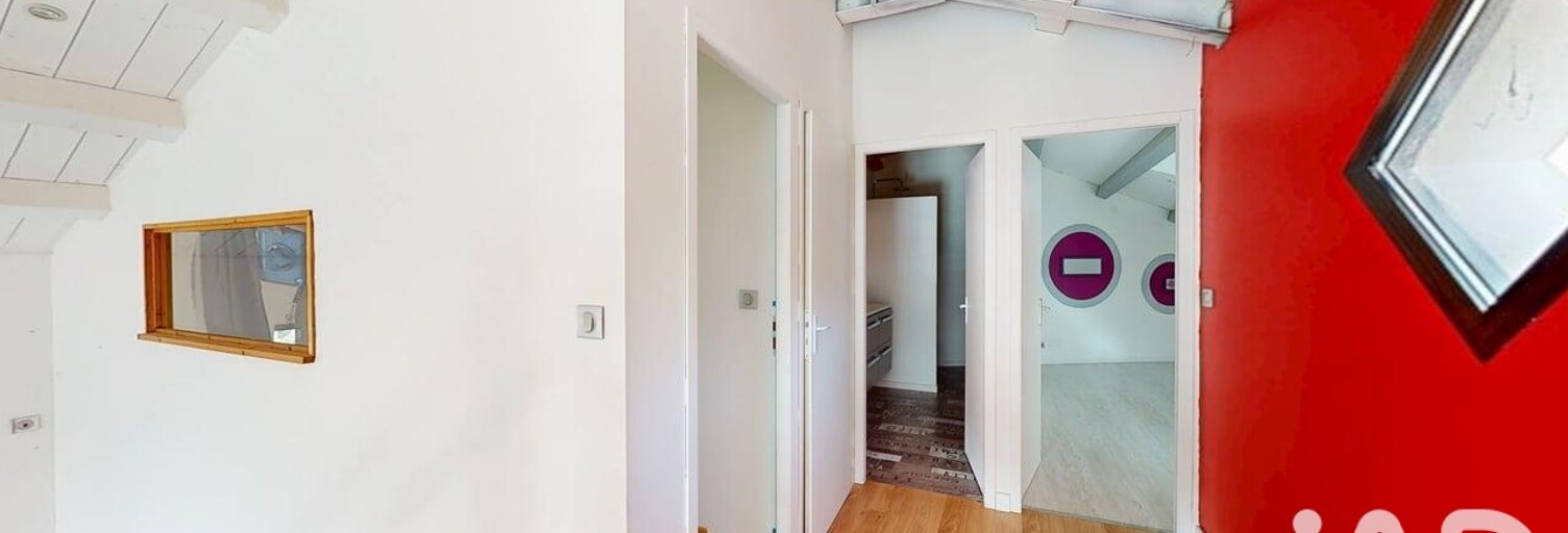Maison 5 Pièces 147 m² à vendre à Saint-Cyr-du-Doret (17170)