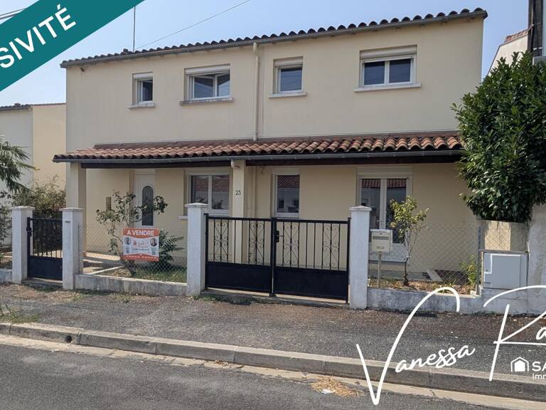 SAINT-JEAN-D'ANGÉLY : MAISON FAMILIALE PROCHE DES COMMODITÉS — photo 1