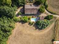 Propriété en pierre 165m2 avec piscine, garages — photo 4
