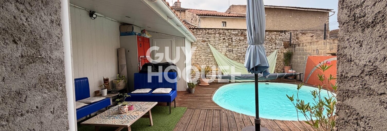 Maison 5 Pièces 103 m² à vendre à Neuville-de-Poitou (86170)