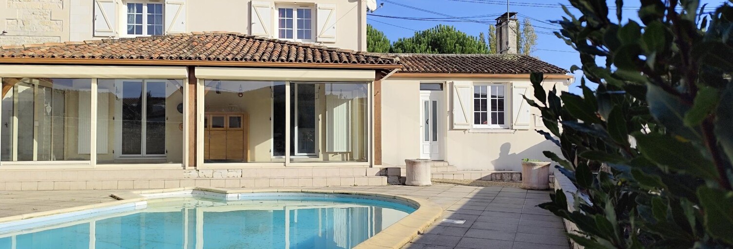 Maison 6 Pièces 140 m² à vendre à Grandjean (17350)