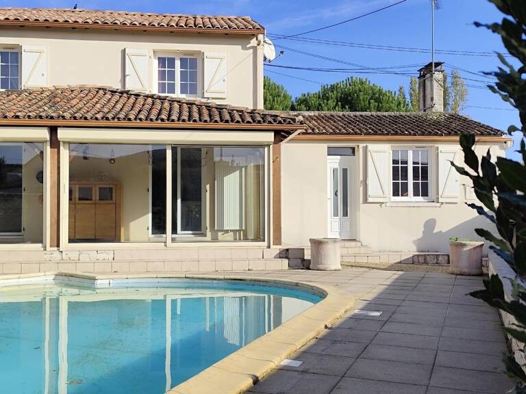 Maison chaleureuse avec piscine en campagne — photo 1