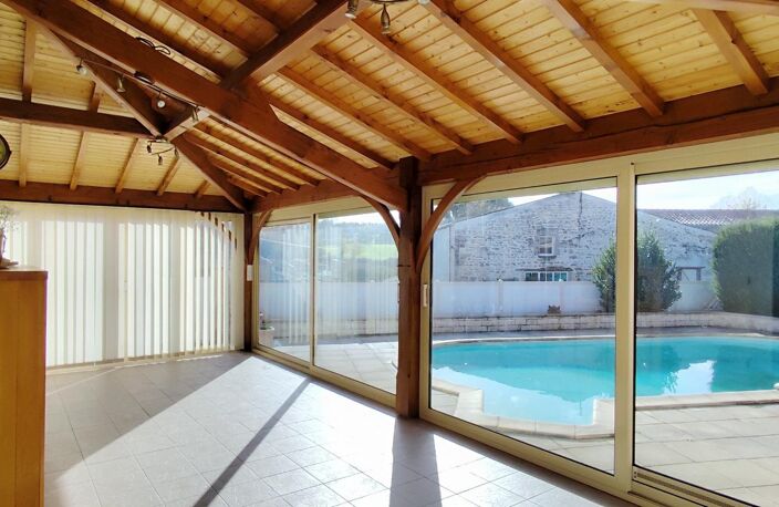 Maison chaleureuse avec piscine en campagne — photo 2