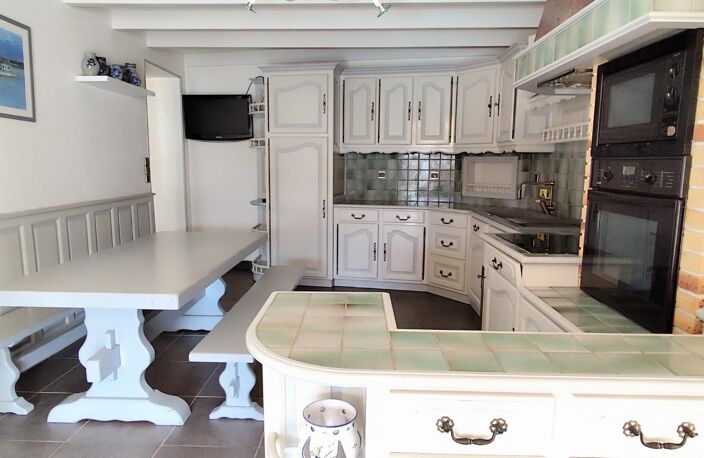 Maison chaleureuse avec piscine en campagne — photo 3