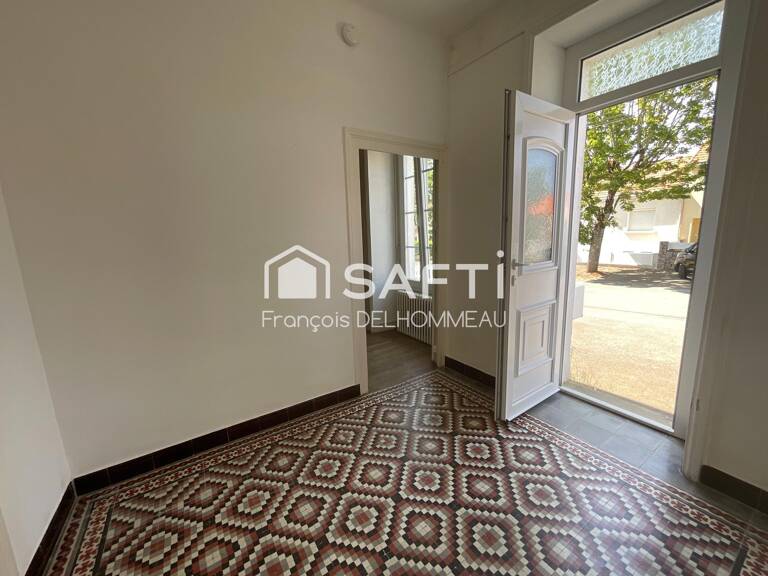 Maison mitoyenne 91m2, 2 chambres, bureau 18m2 et terrain clôturé — photo 1
