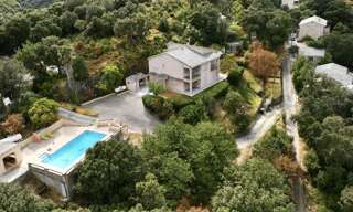 Maison 11 Pièces 275 m² à vendre à Santa-Maria-di-Lota (20200)