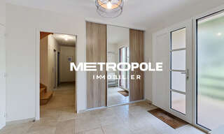 Maison 9 Pièces 321 m² à vendre à Vindry-sur-Turdine (69490)