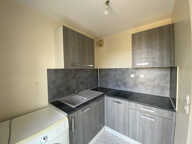 ST JACQUES - T2 duplex balcon et garage — photo 2