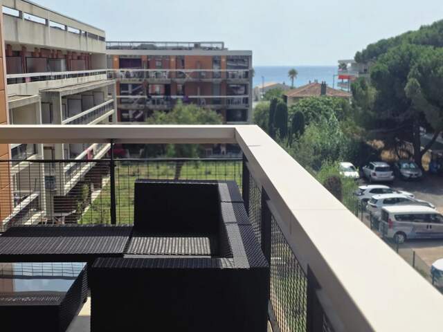 EXCLUSIVITE ROYAL  2 PIECES + GARAGE — photo du bien