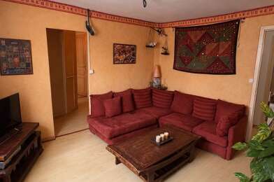 Appartement 5 pièces 197600 €