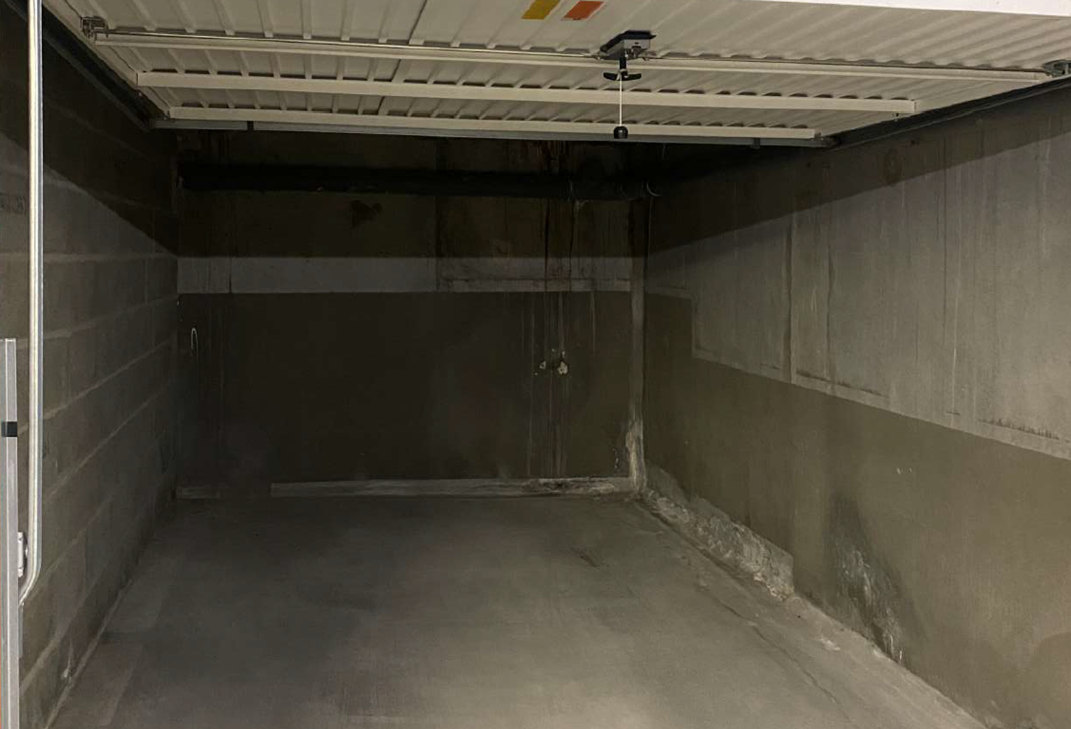 GARAGE OUCHE DE VERSAILLES — photo 1