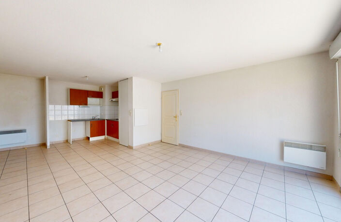 Appartement T3 lumineux avec balcon, ascenseur et parking -T — photo 2