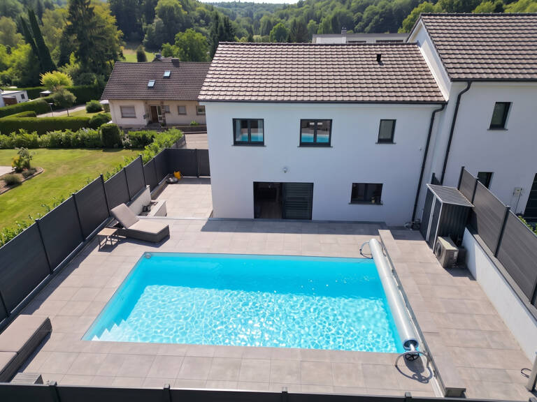 Maison moderne avec piscine dans une impasse calme à Freymin — photo 1