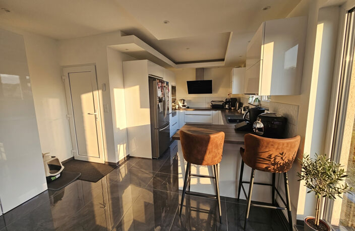 Maison moderne avec piscine dans une impasse calme à Freymin — photo 3