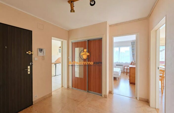 Bel appartement T4 lumineux avec balcon et parking — photo 3