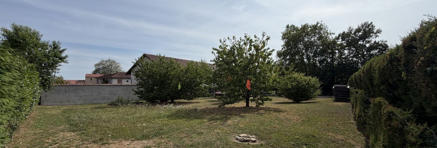 Terrain  600 m² à vendre à Neuville-les-Dames (01400)